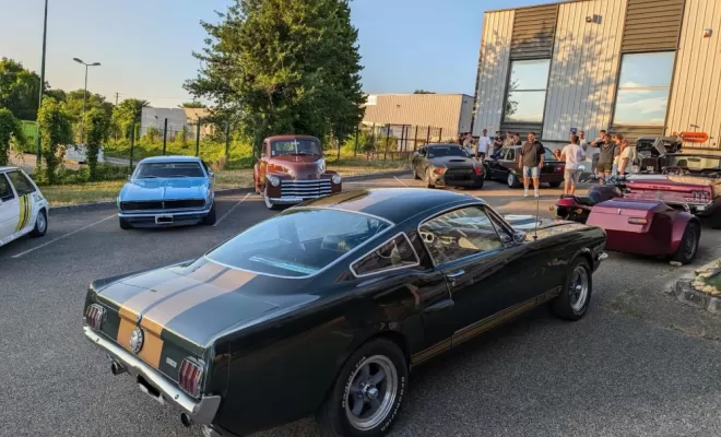 Rassemblement voitures anciennes Vendredi 04 Juillet 2025, Bourg-en-Bresse, Brasserie Kooka